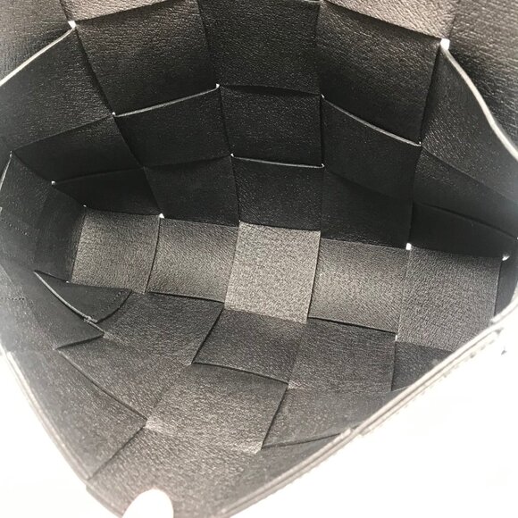 Valentina Fiore Woven Black Leather Messenger Crossbody Bag - Picture 12 of 13